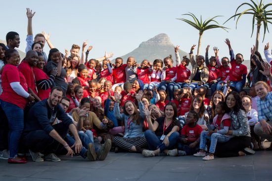 Kinder der Khumbulani Tagesstätte besuchen Rhino Africa anlässlich Nelson Mandela Day