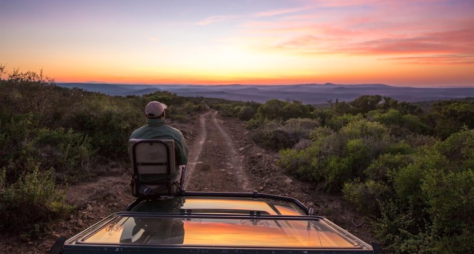 Sonnenuntergang im Kwandwe Private Game Reserve auf einer Safari an der Garden Route