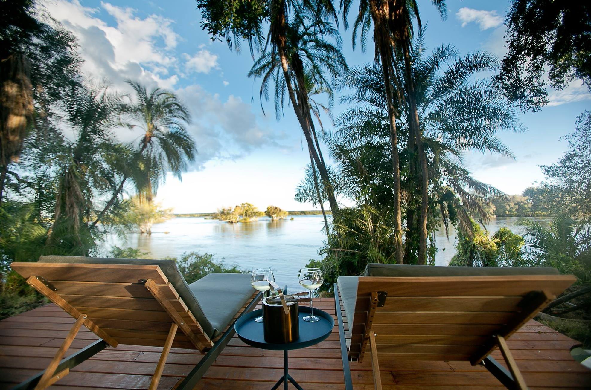 Thorntree River Lodge views