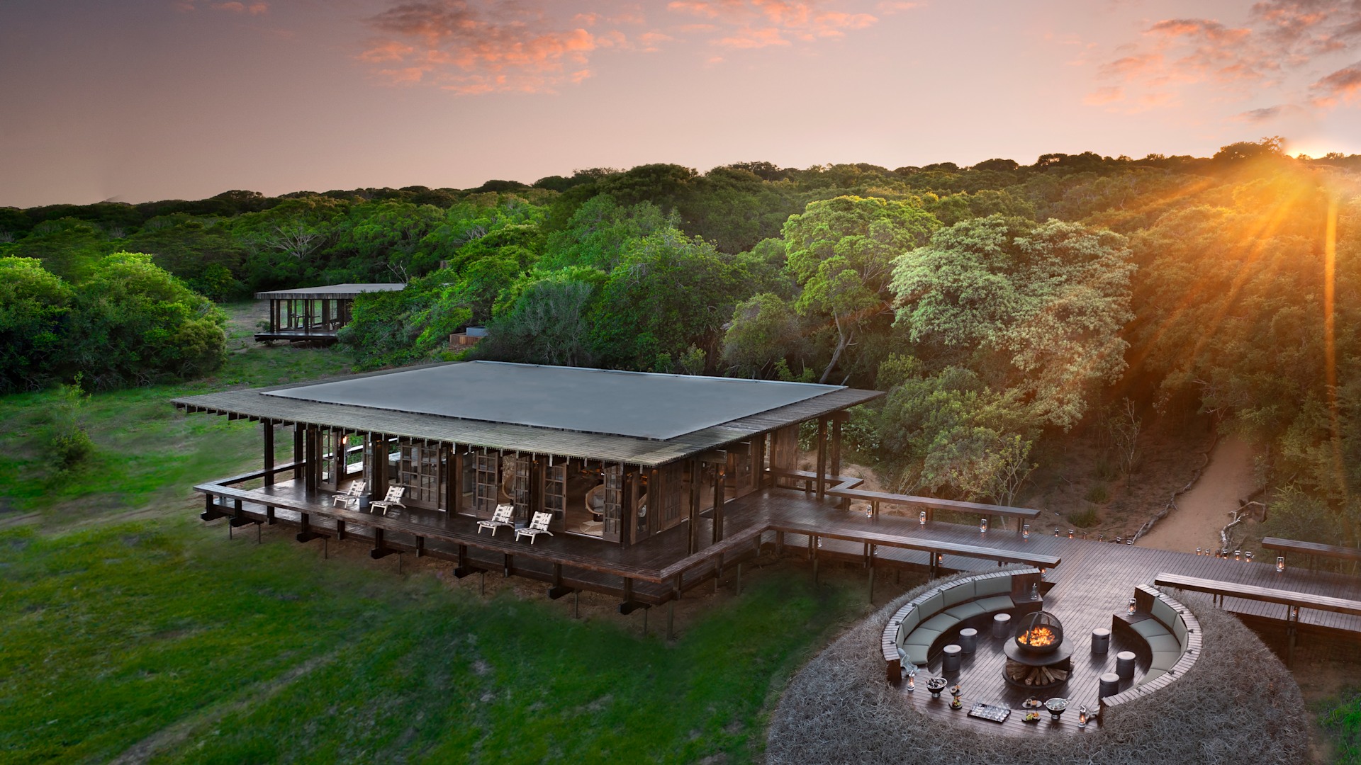 south-africa-phinda-forest-lodge-guest-area-firepit_2 Phinda Forest Lodge accommodation