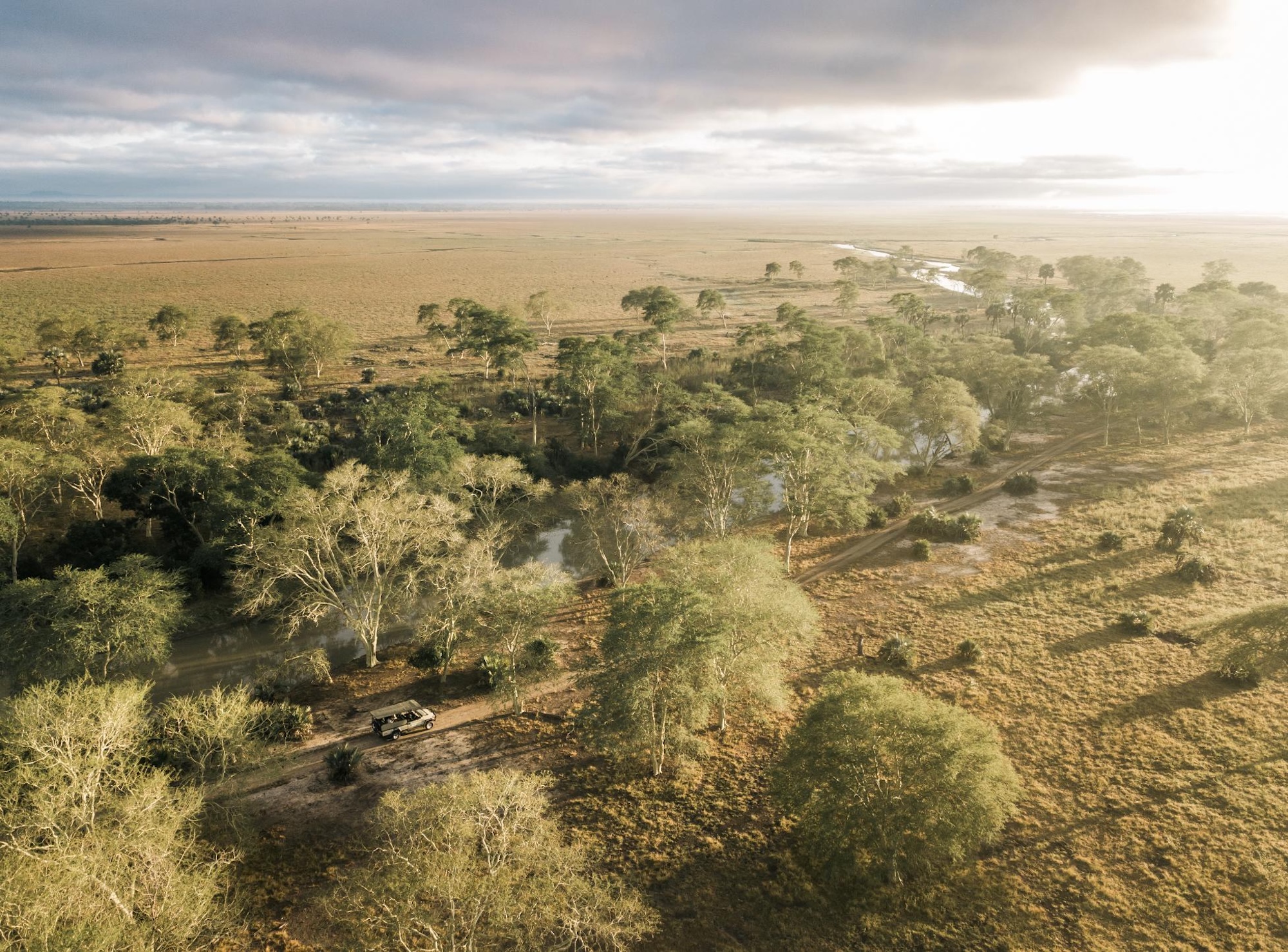 Die beste Reisezeit für Mosambik - der Gorongosa Nationalpark aus der Vogelperspektive